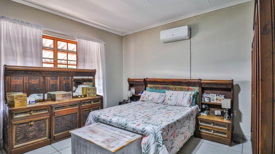 To Let 3 Bedroom Property for Rent in Protea Park North West